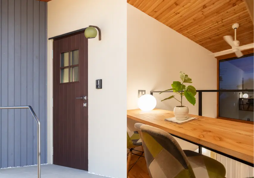 手作りのオリジナルアイアン手摺り